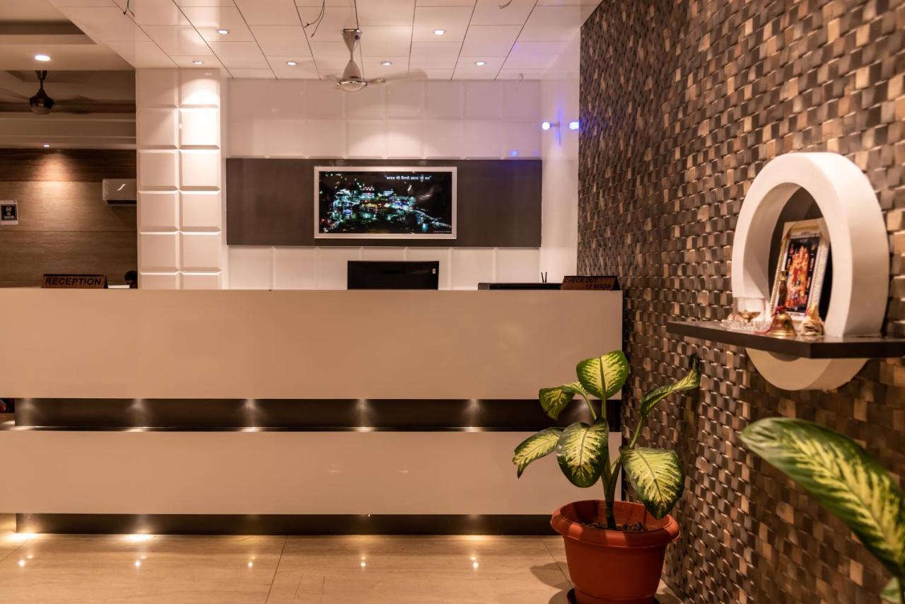 Hotel Arihant Palace , Katra Катра Екстер'єр фото